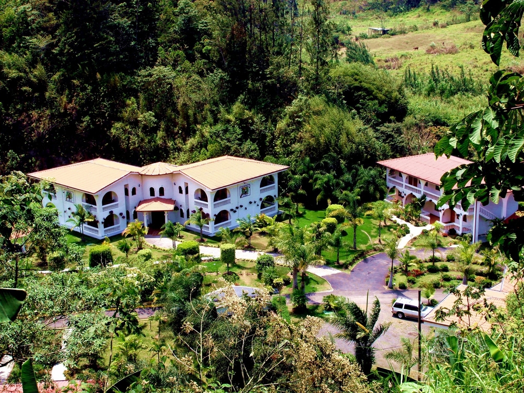 Hotel Rio Perlas Spa and Resort on the Camino de Costa Rica